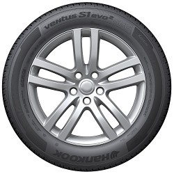 Hankook 285/35R22 new tire with 10/32 tread